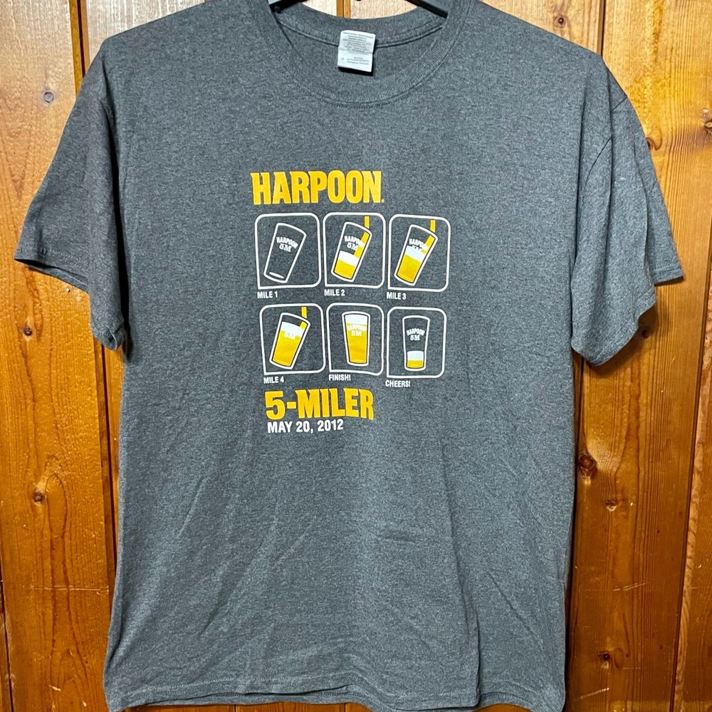 Harpoon Beer Harpoon Helps 2012 5Miler- Gray T-shirt Adult Large